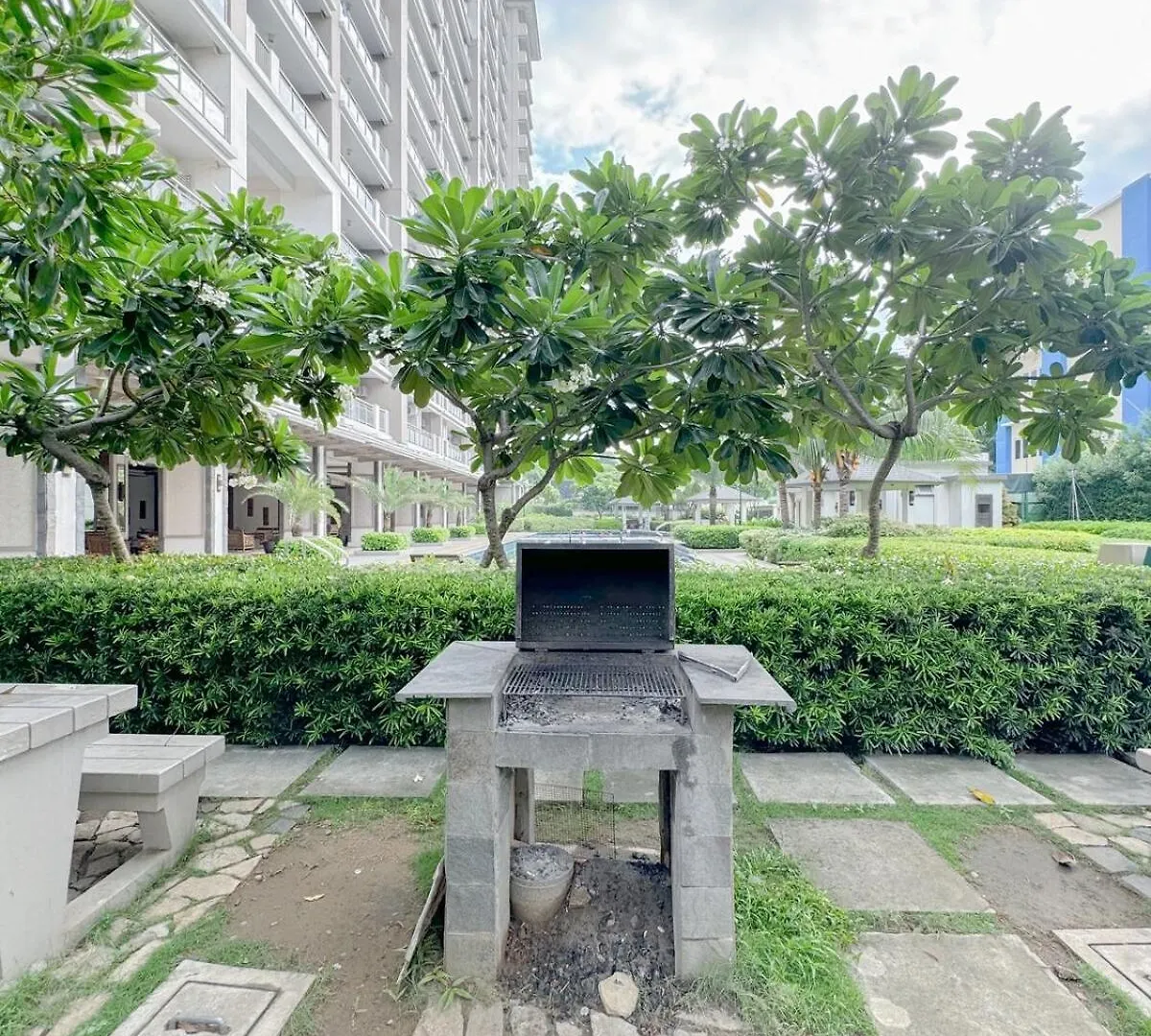 Apartment Studio Suite At Fairway Terraces Near Naia T3 Manila