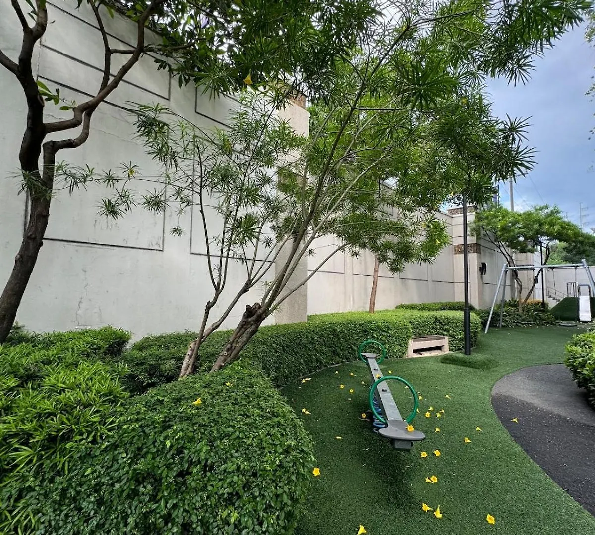 Apartment Studio Suite At Fairway Terraces Near Naia T3 Manila Philippines